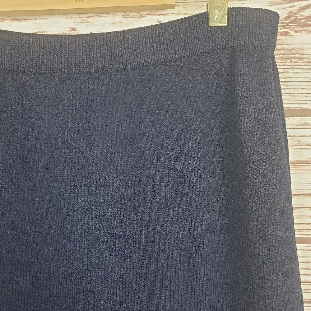 St John Basics Womens Size 8 Vintage Navy Blue Santana Knit Pencil Skirt #89